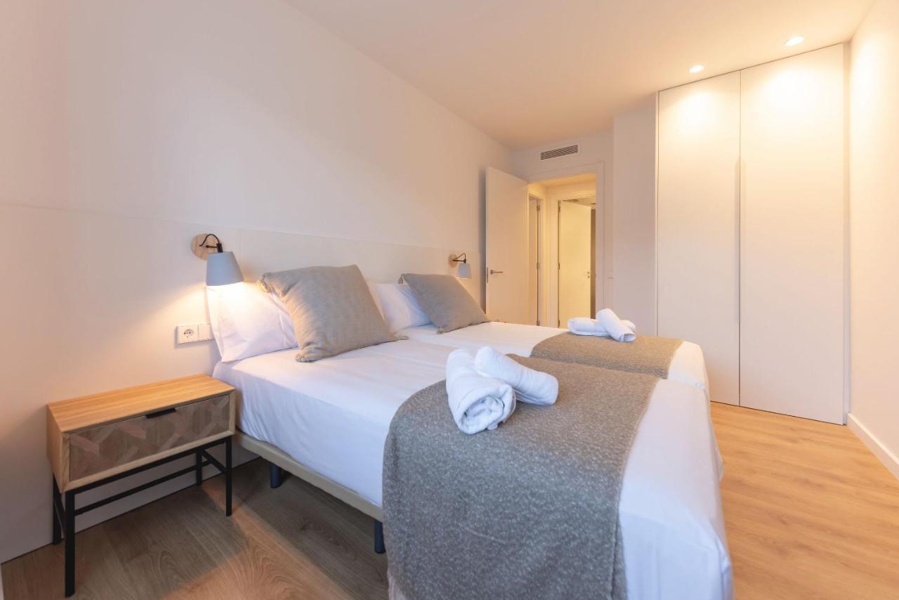 Bravissimo Afra, 2-Bedroom Apartment Girona Bagian luar foto